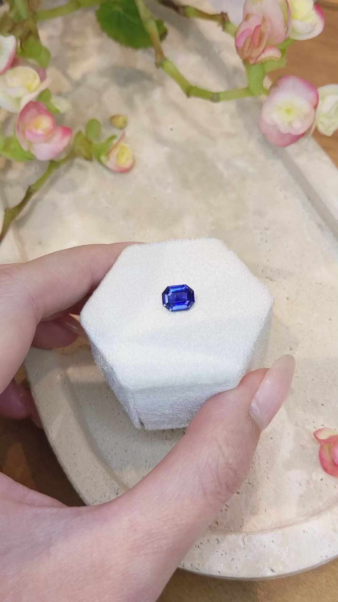 2.20 Ct. Blue Sapphire from Ceylon (Sri Lanka) Size Video