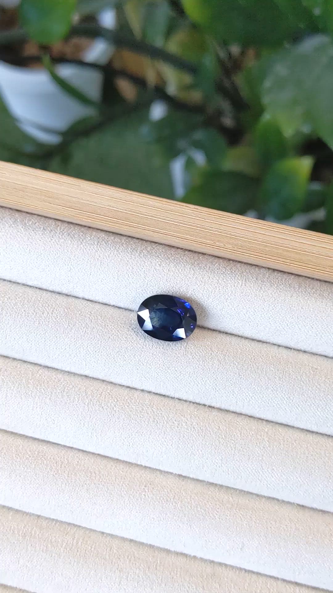 6.61 Ct. Blue Sapphire from Ceylon (Sri Lanka) Size Video