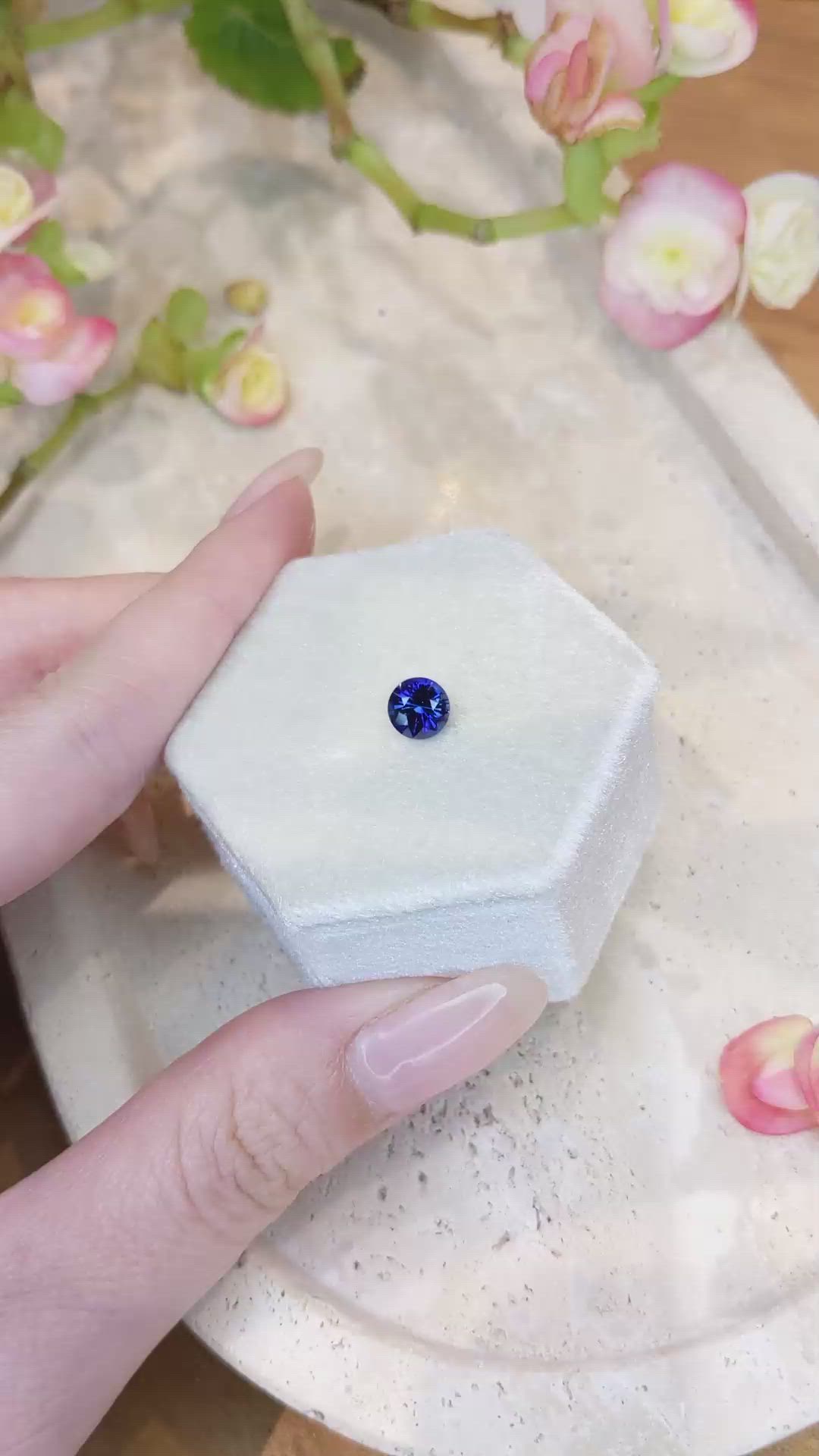 1.07 Ct. Blue Sapphire from Ceylon (Sri Lanka) Size Video