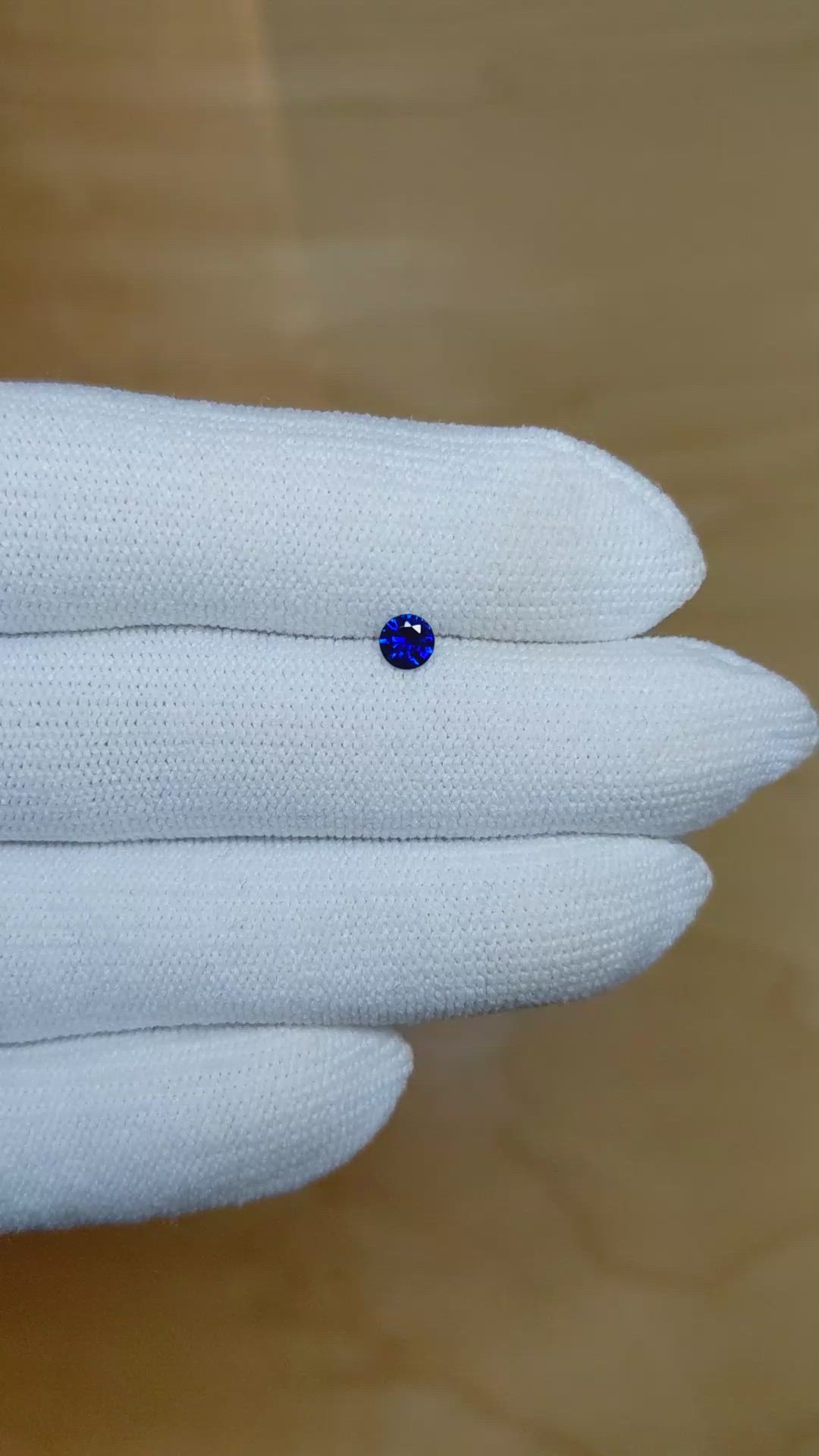 0.27 Ct. Blue Sapphire from Ceylon (Sri Lanka) Size Video