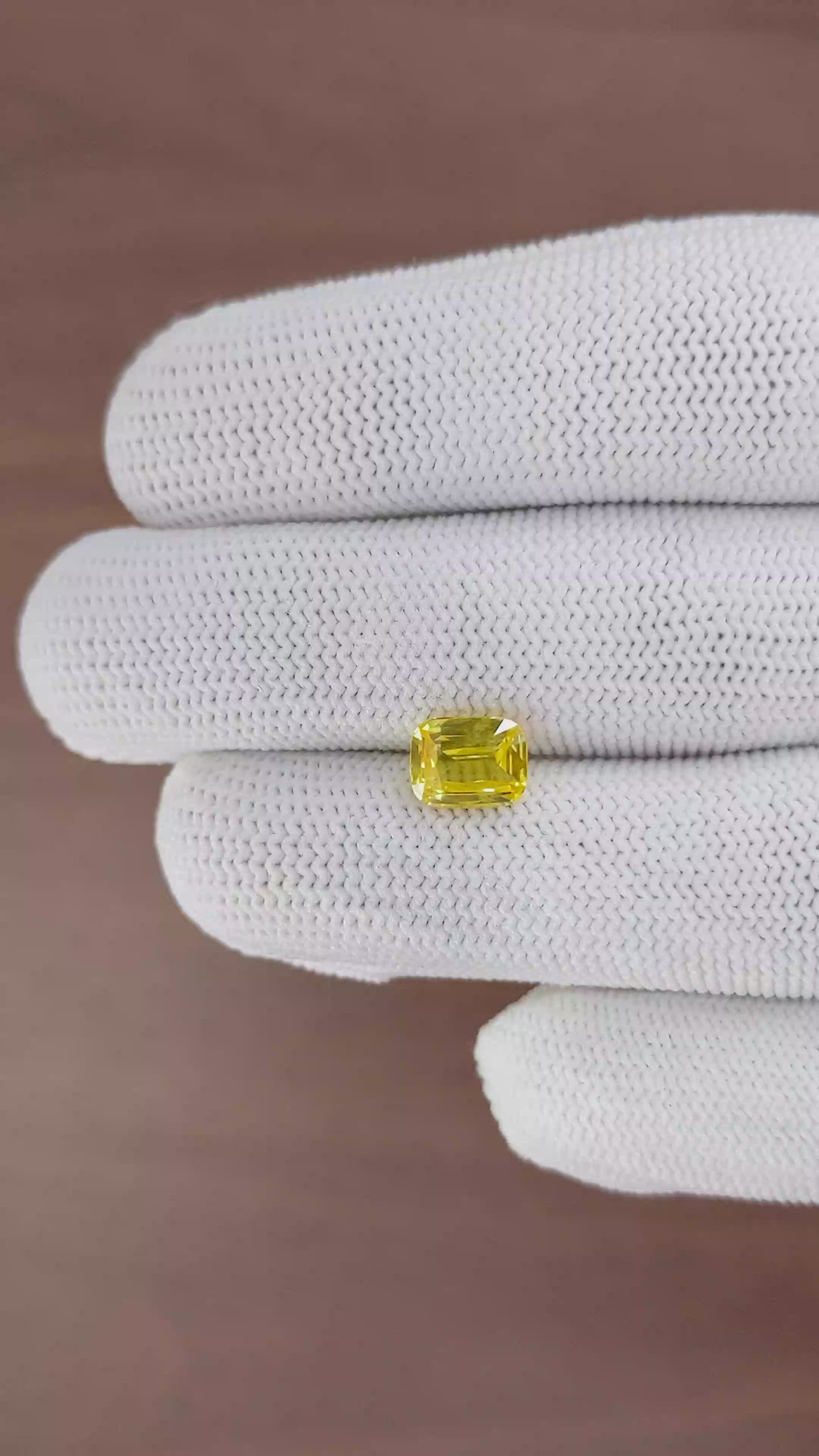 2.04 Ct. Yellow Sapphire from Ceylon (Sri Lanka) Size Video