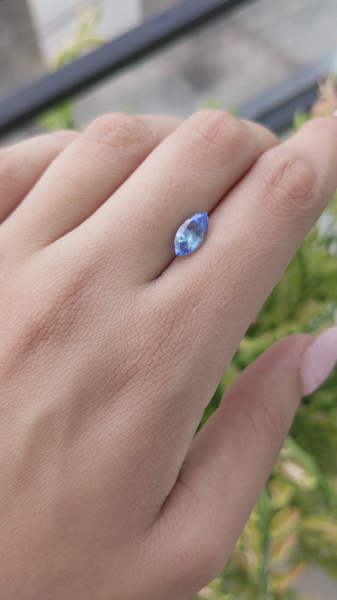 2.01 Ct. Sapphire from Ceylon (Sri Lanka) Size Video