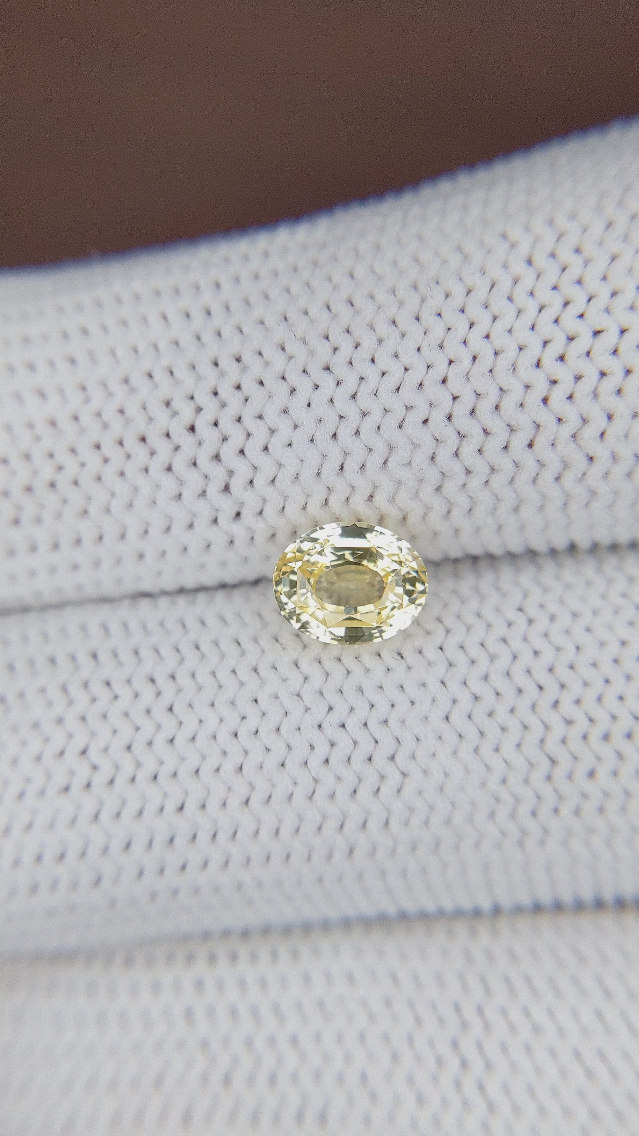 1.59 Ct. Yellow Sapphire from Ceylon (Sri Lanka) Size Video