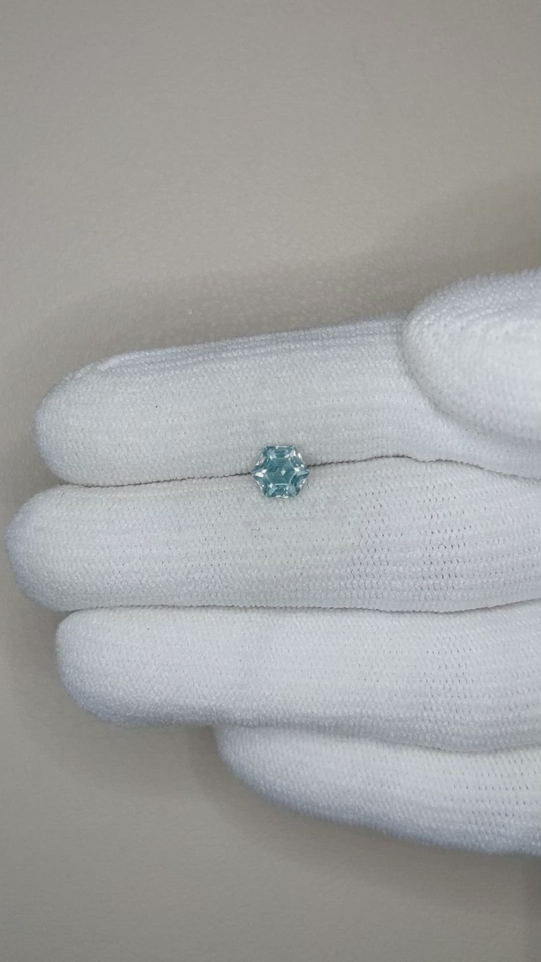 1.02 Ct. Greyish Blue Sapphire from Montana Size Video