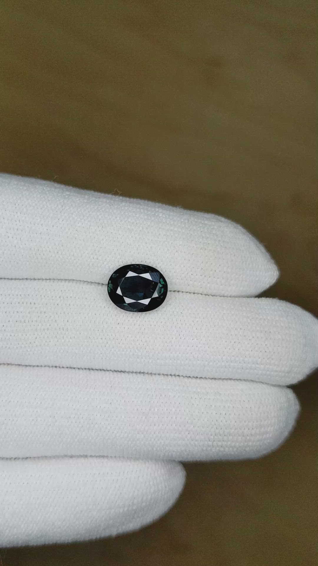 3.33 Ct. Greenish Blue Sapphire from Ceylon (Sri Lanka) Size Video