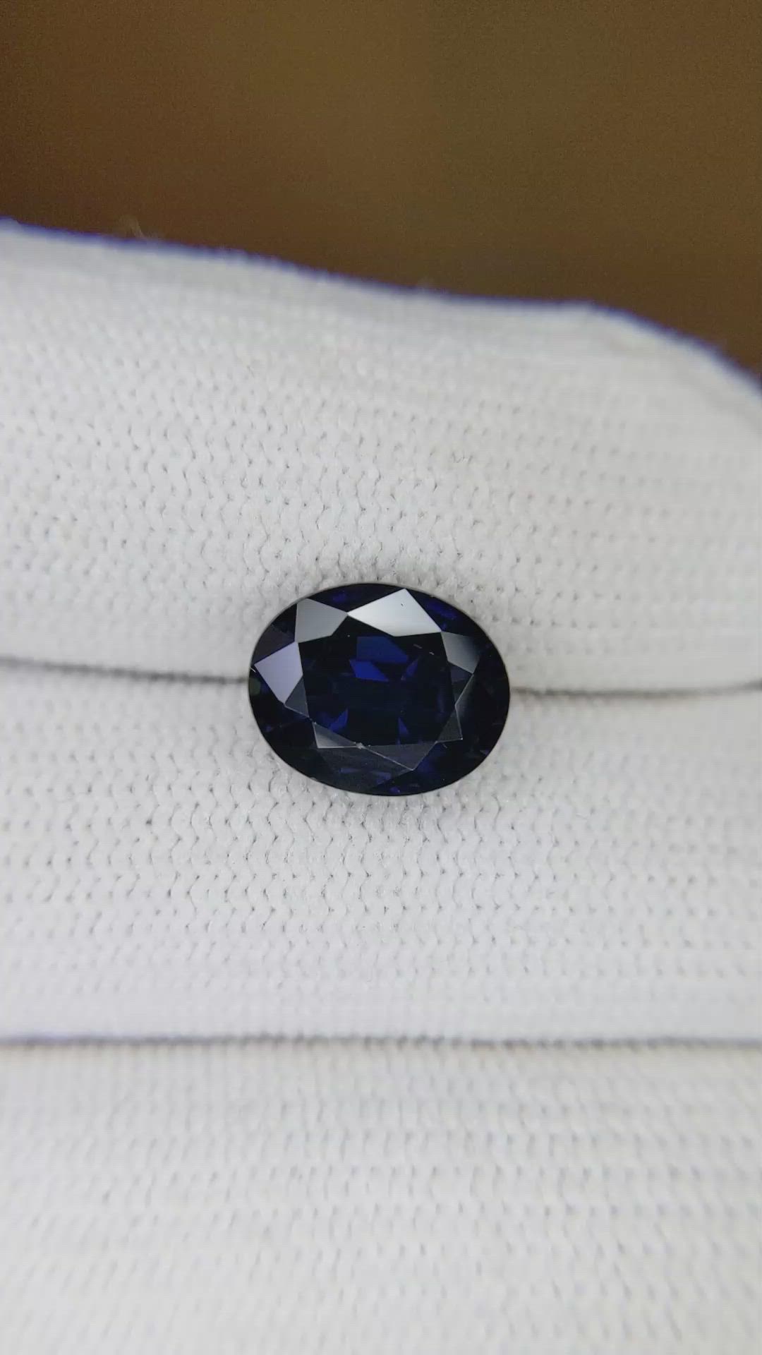 3.14 Ct. Blue Sapphire from Ceylon (Sri Lanka) Size Video