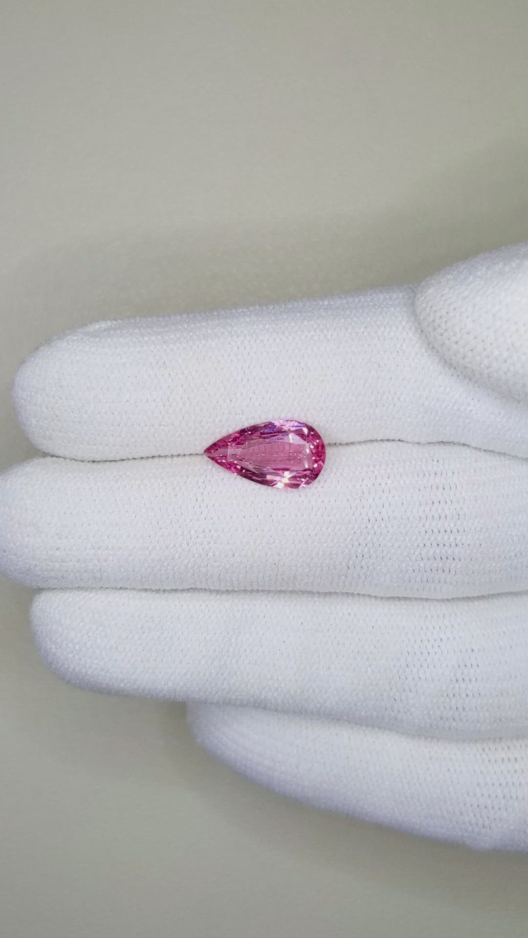 2.26 Ct. Pink Sapphire from Ceylon (Sri Lanka) Size Video