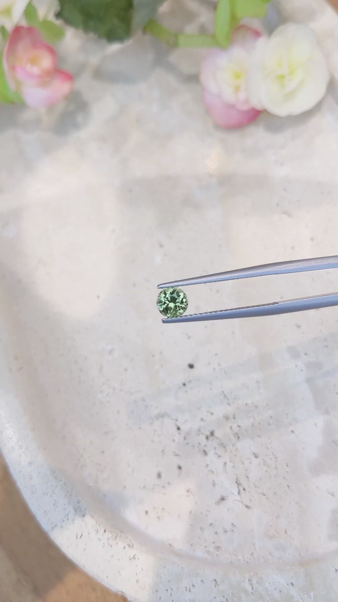 0.92 Ct. Yellowish Green Sapphire from Montana Size Video