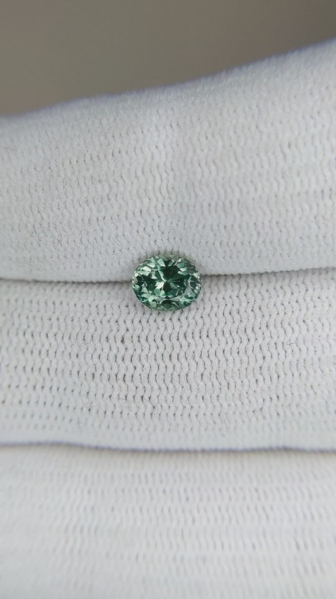 0.94 Ct. Bluish Green Sapphire from Montana Size Video