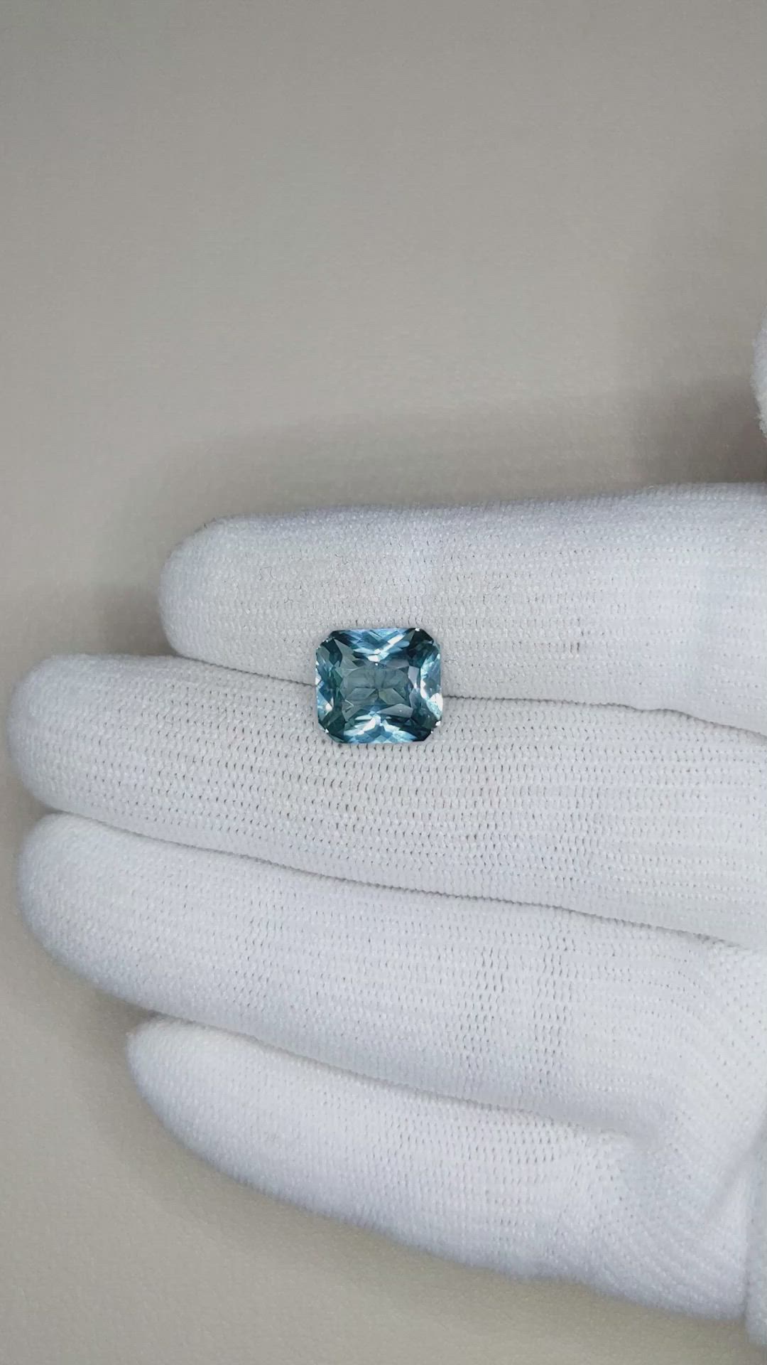 6.02 Ct. Greenish Blue Sapphire from Ceylon (Sri Lanka) Size Video