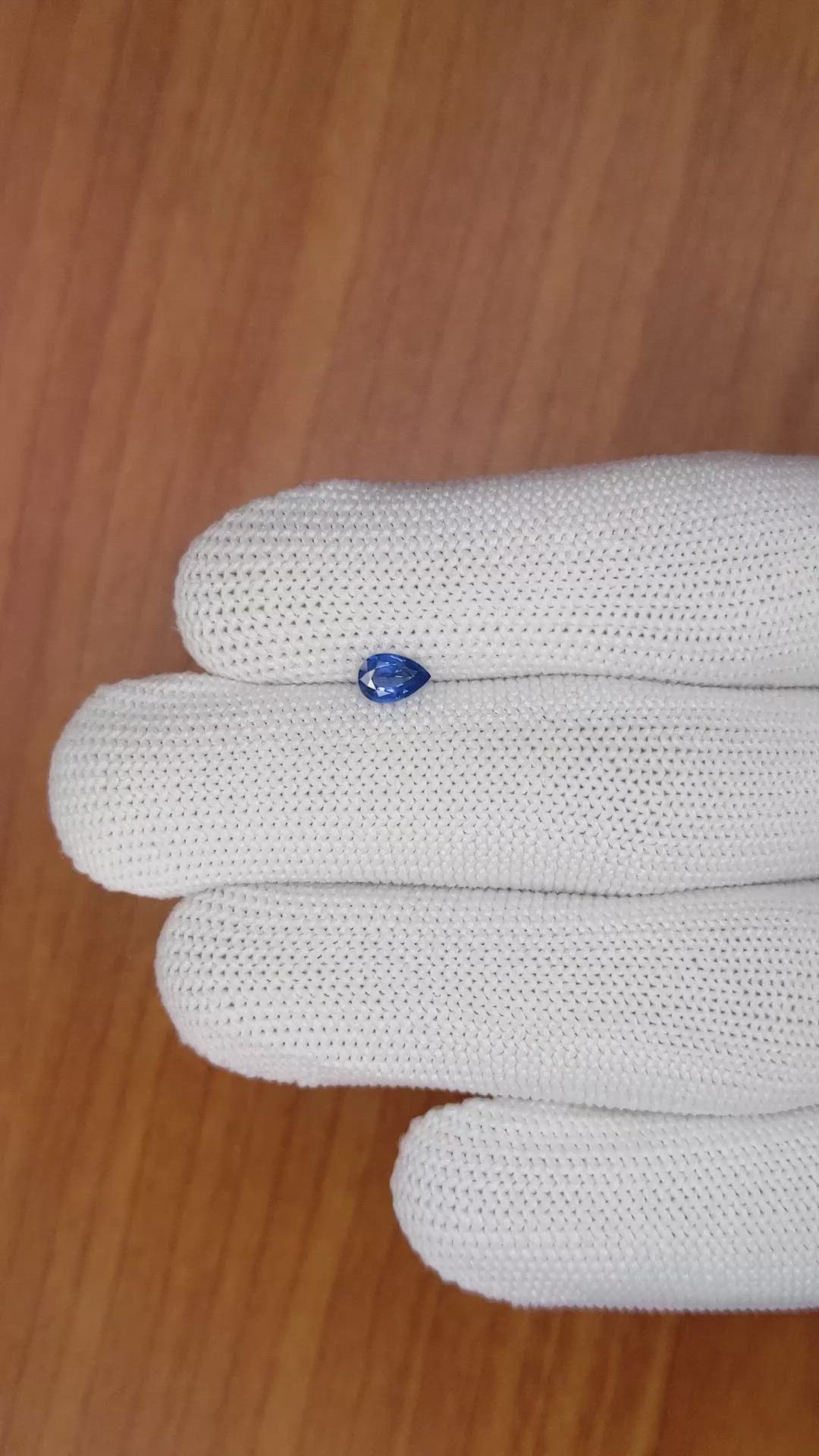 0.39 Ct. Blue Sapphire from Ceylon (Sri Lanka) Size Video