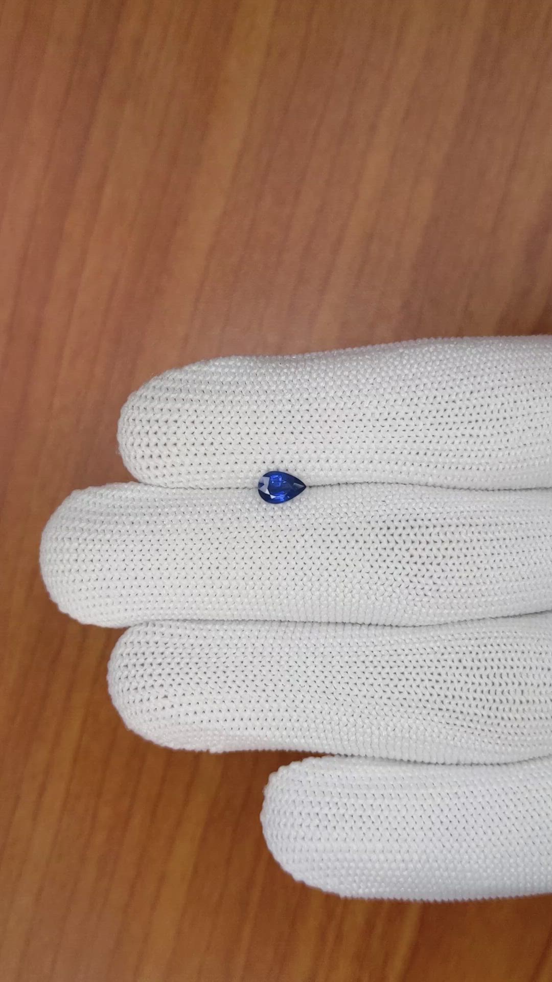 0.43 Ct. Blue Sapphire from Ceylon (Sri Lanka) Size Video