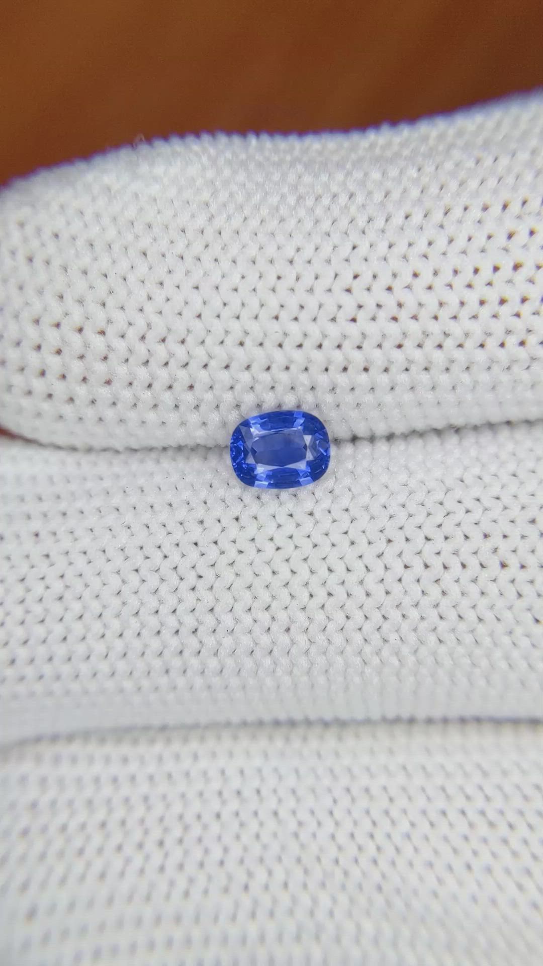 0.49 Ct. Blue Sapphire from Ceylon (Sri Lanka) Size Video