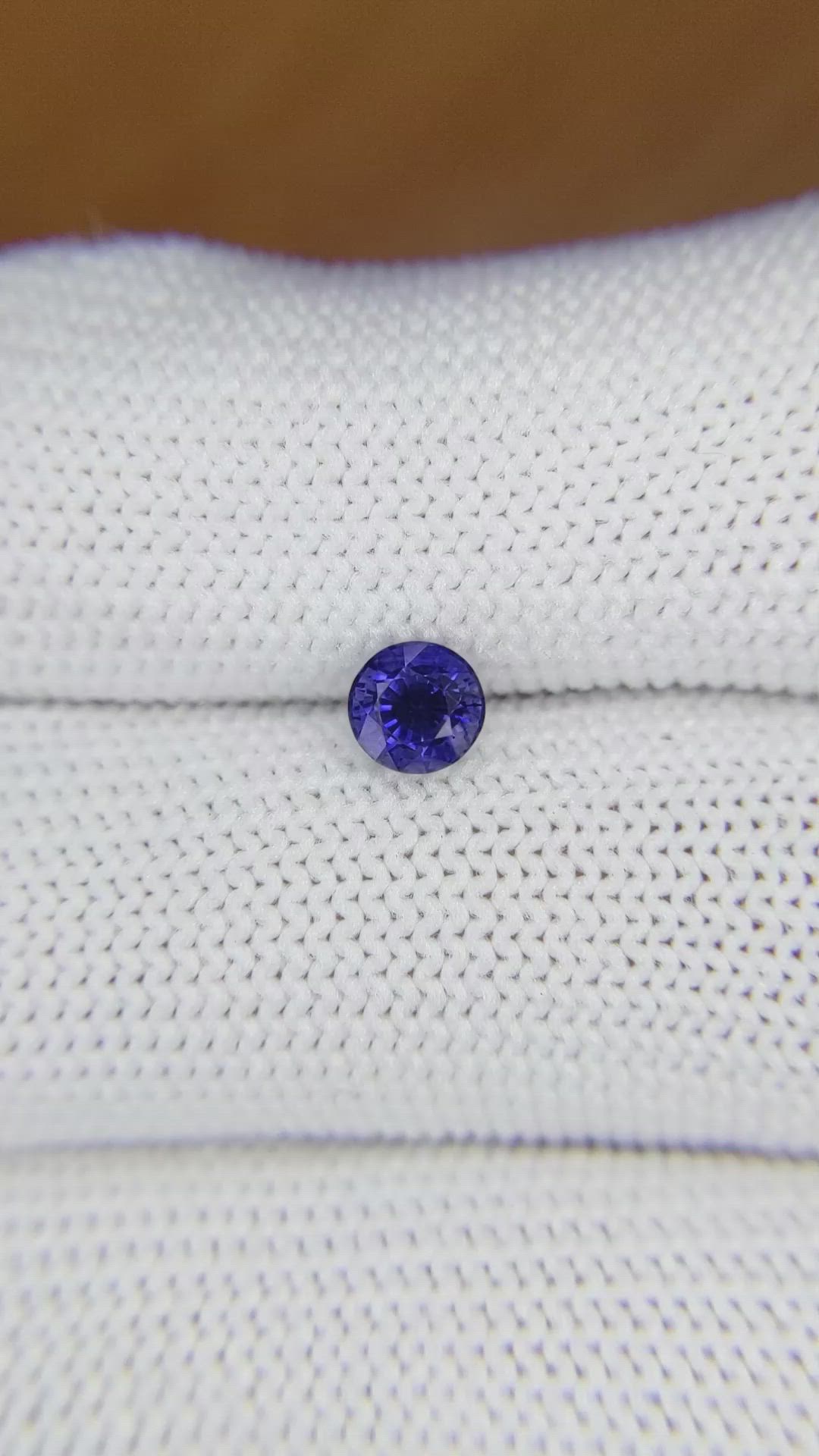 0.78 Ct. Blue Sapphire from Ceylon (Sri Lanka) Size Video