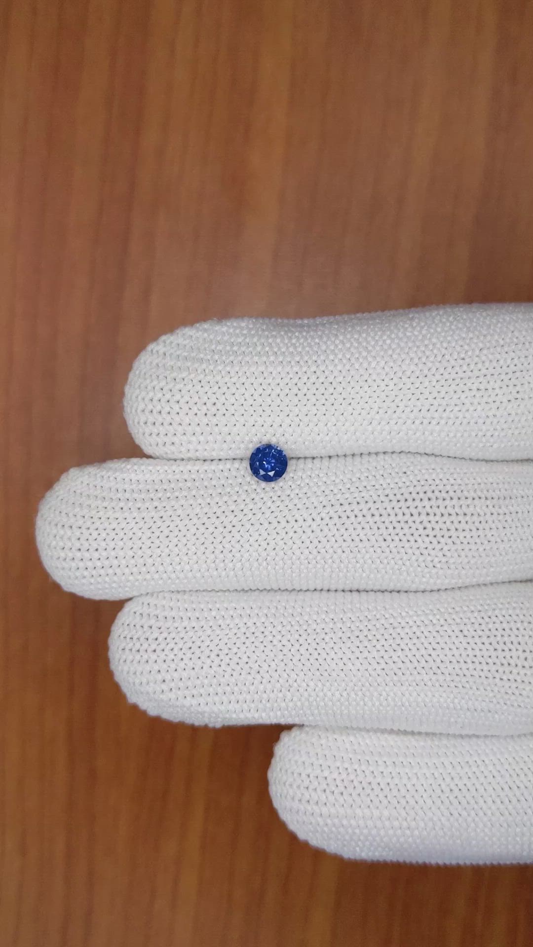 0.40 Ct. Blue Sapphire from Ceylon (Sri Lanka) Size Video