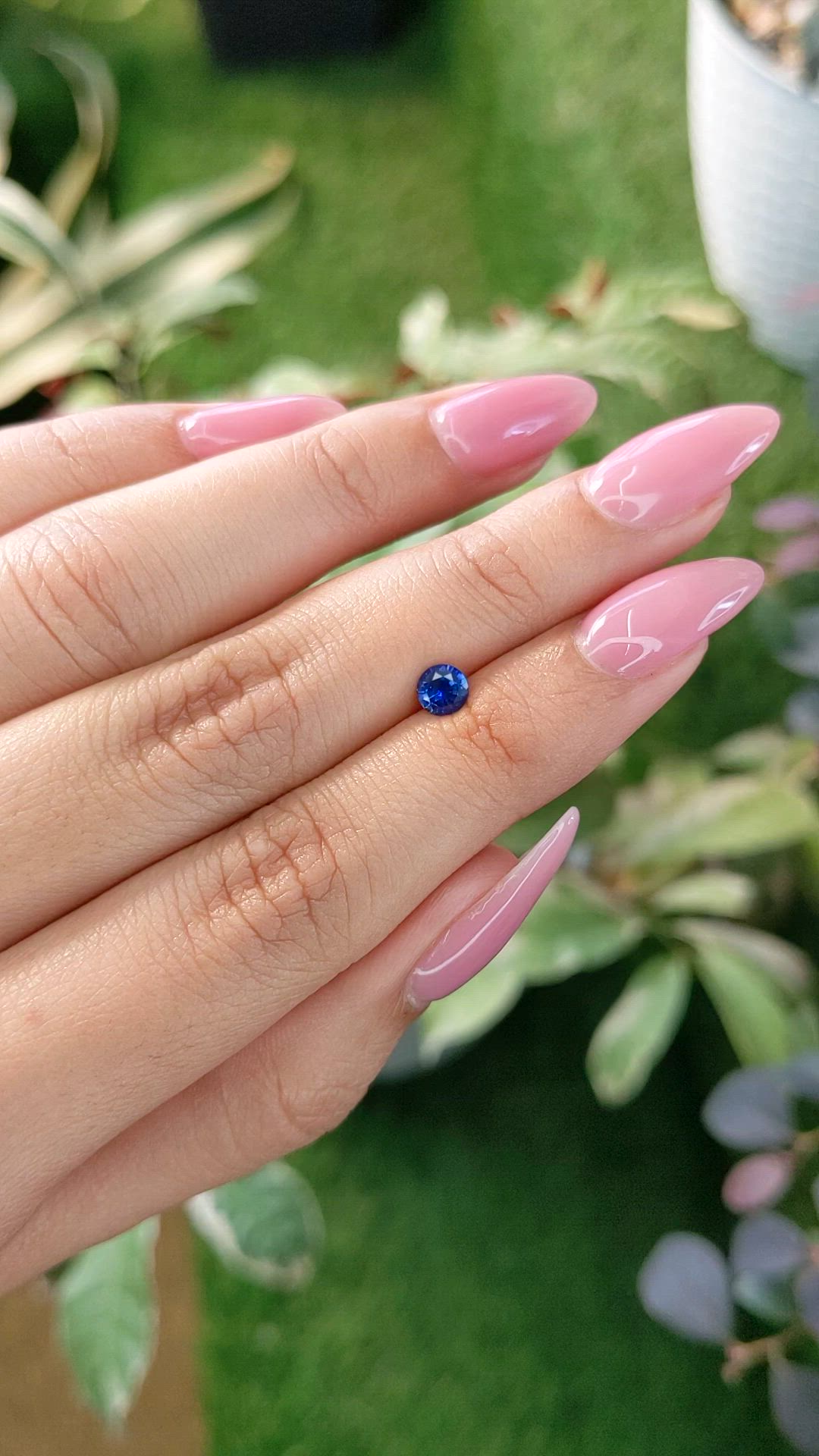 0.40 Ct. Blue Sapphire from Ceylon (Sri Lanka) Size Video