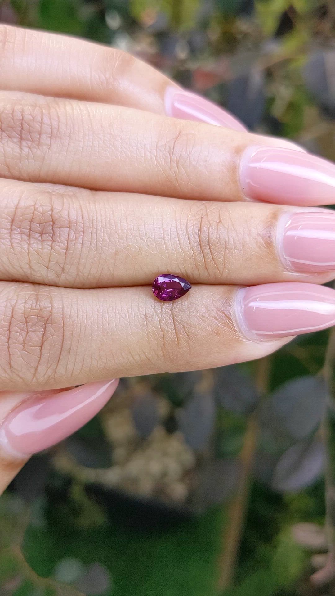 0.51 Ct. Pinkish Purple Sapphire from Ceylon (Sri Lanka) Size Video