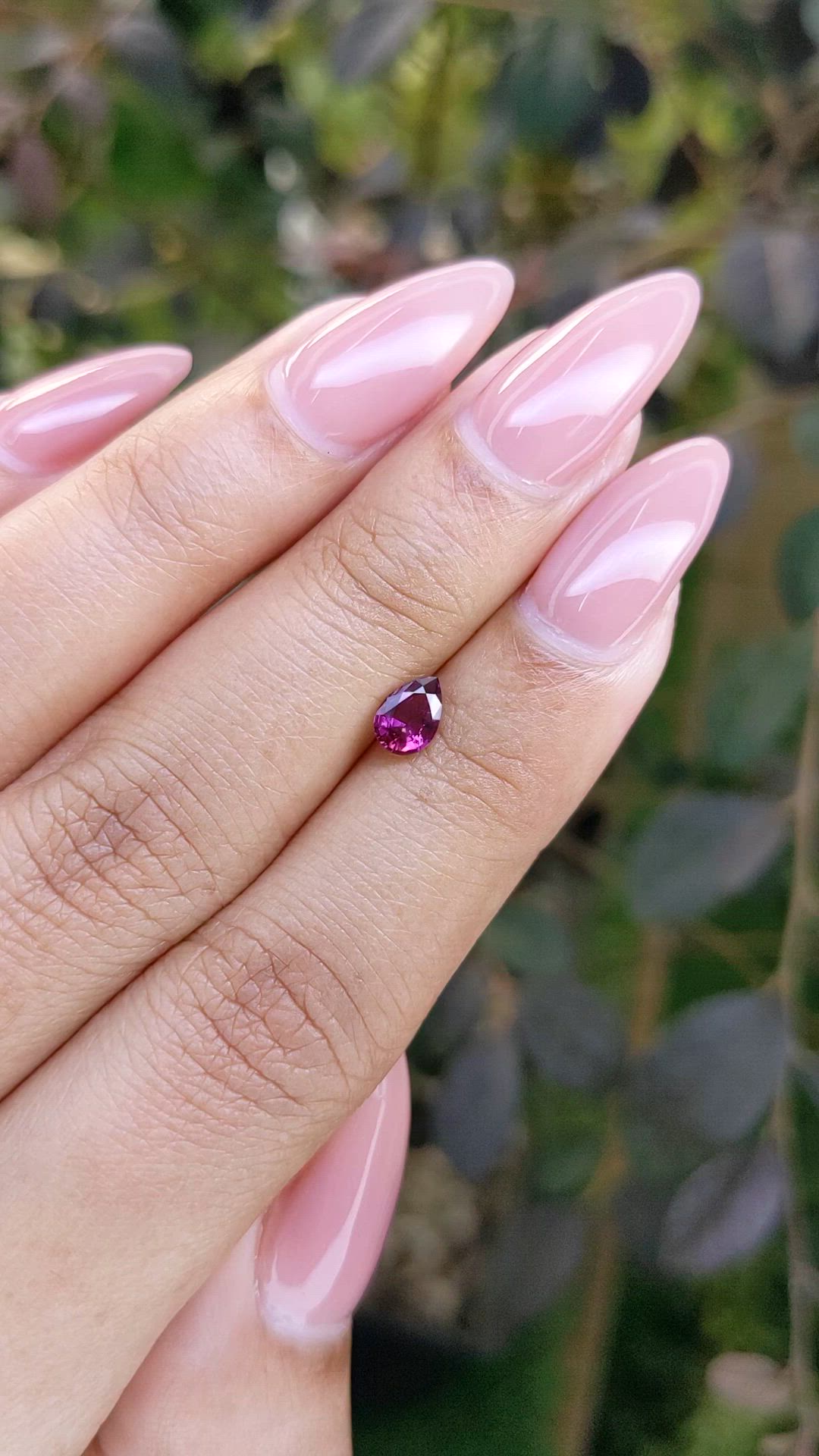 0.51 Ct. Pinkish Purple Sapphire from Ceylon (Sri Lanka) Size Video