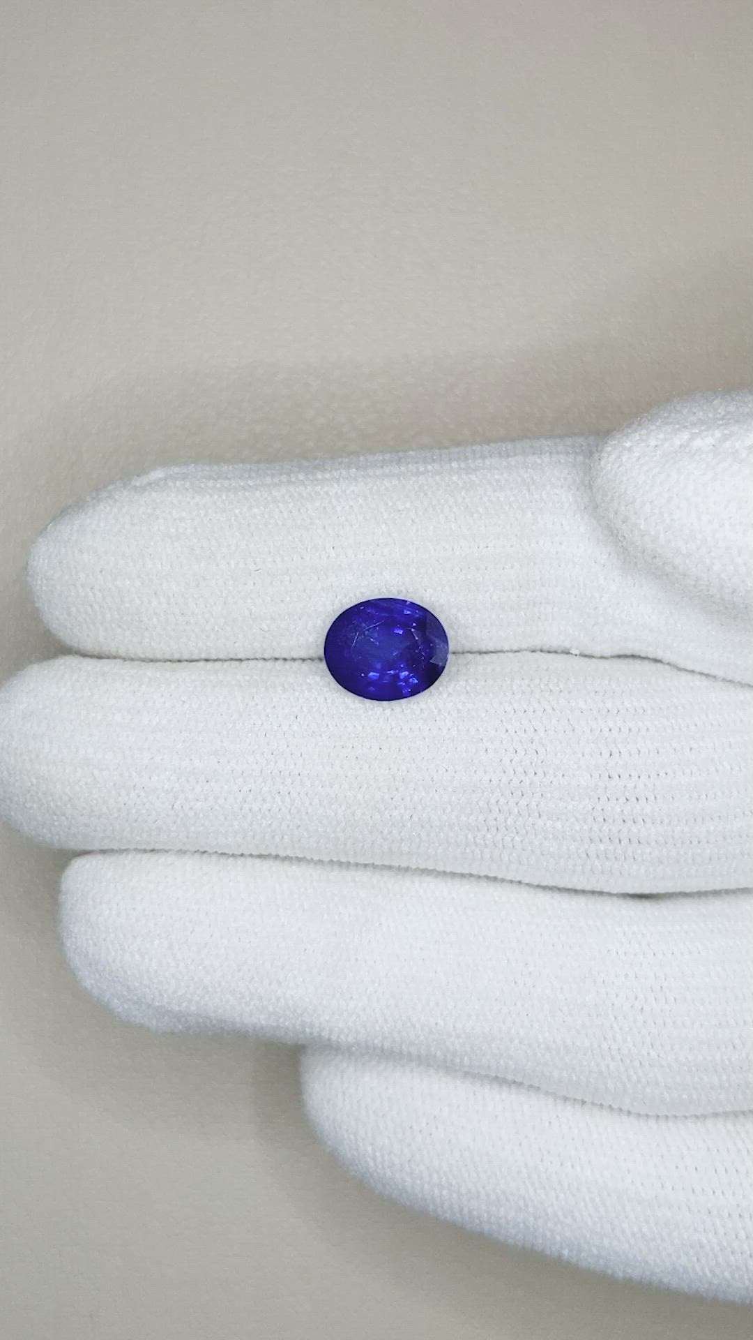 3.08 Ct. Blue Sapphire from Ceylon (Sri Lanka) Size Video