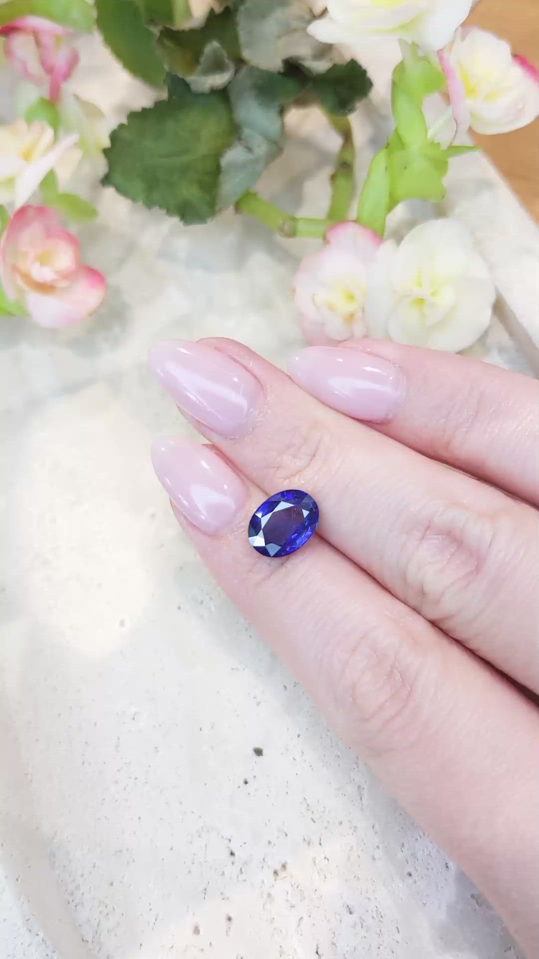 3.38 Ct. Blue Sapphire from Ceylon (Sri Lanka) Size Video