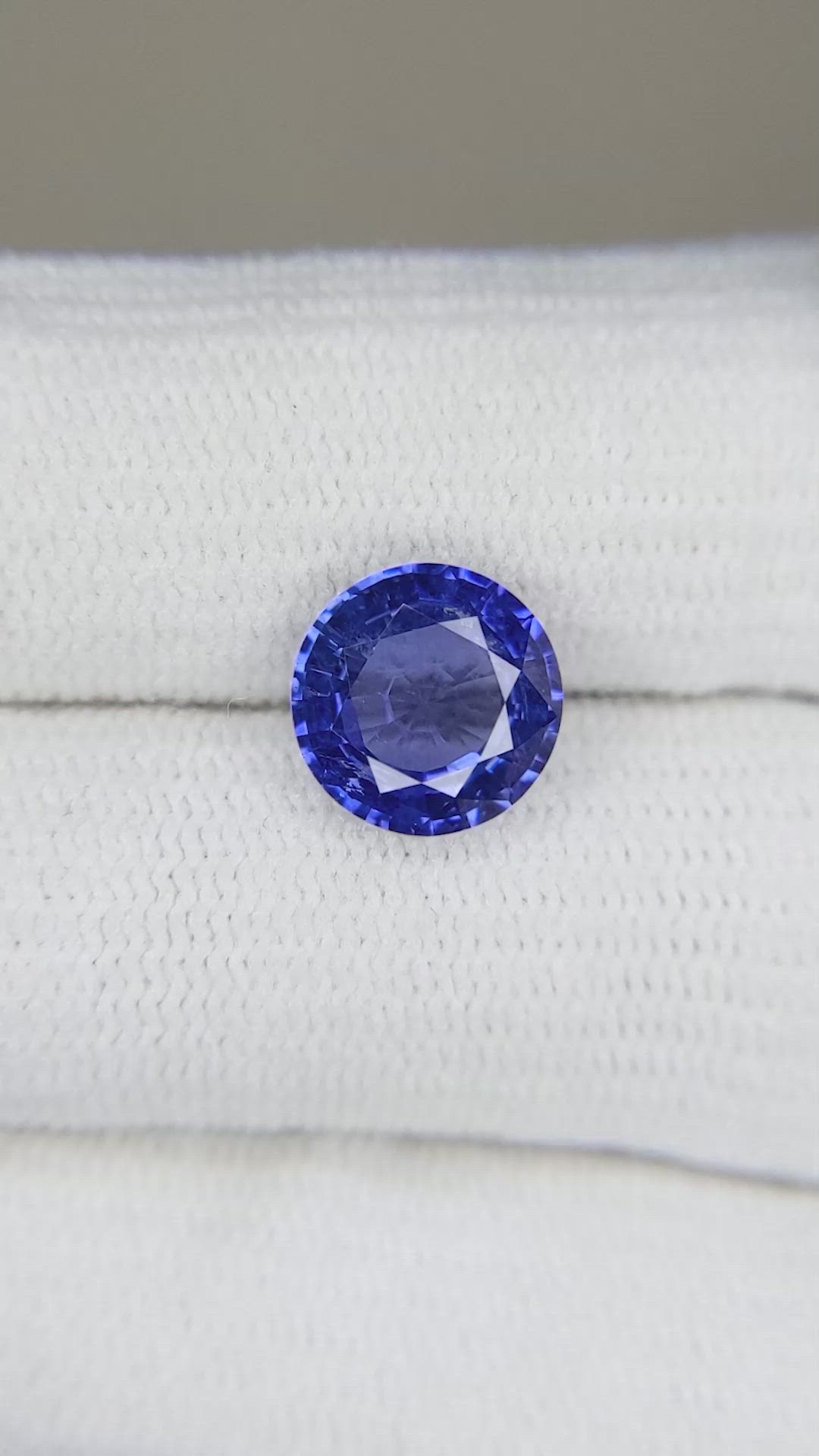 2.99 Ct. Blue Sapphire from Ceylon (Sri Lanka) Size Video