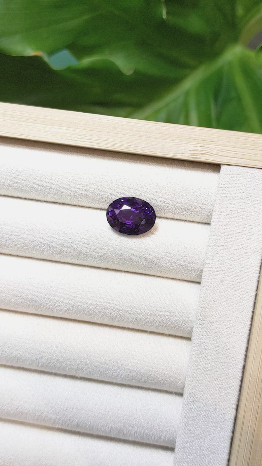 7.07 Ct. Purple Sapphire from Ceylon (Sri Lanka) Size Video