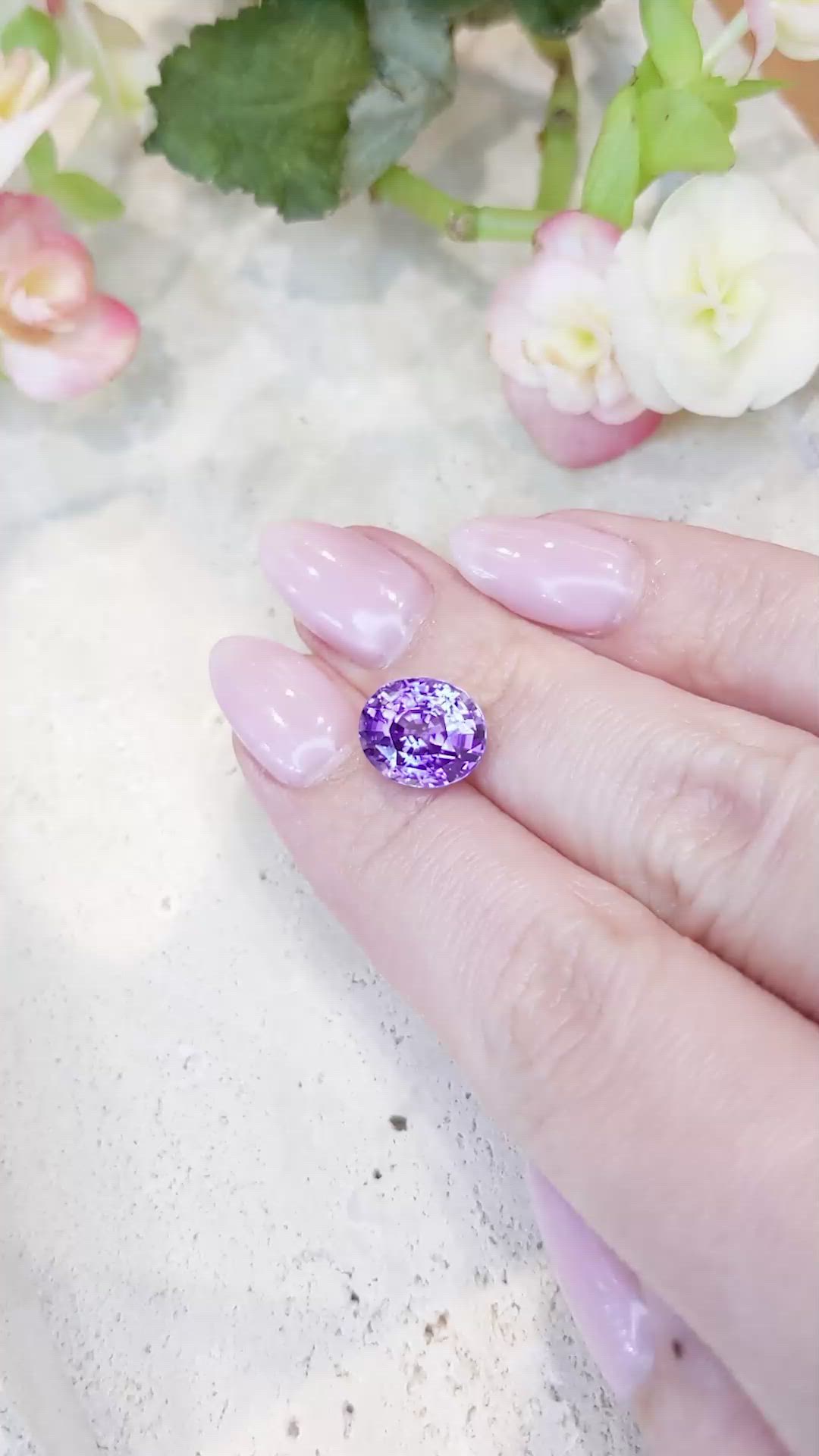 5.00 Ct. Purple Sapphire from Ceylon (Sri Lanka) Size Video