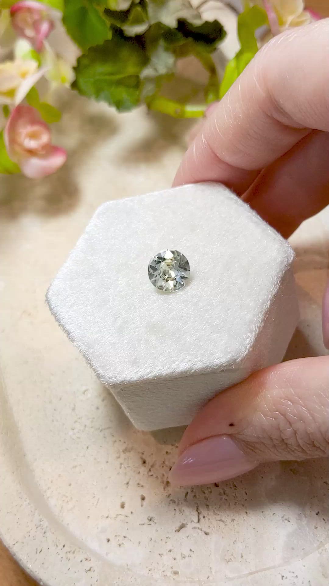 2.09 Ct. Greenish Yellow Sapphire from Ceylon (Sri Lanka) Size Video
