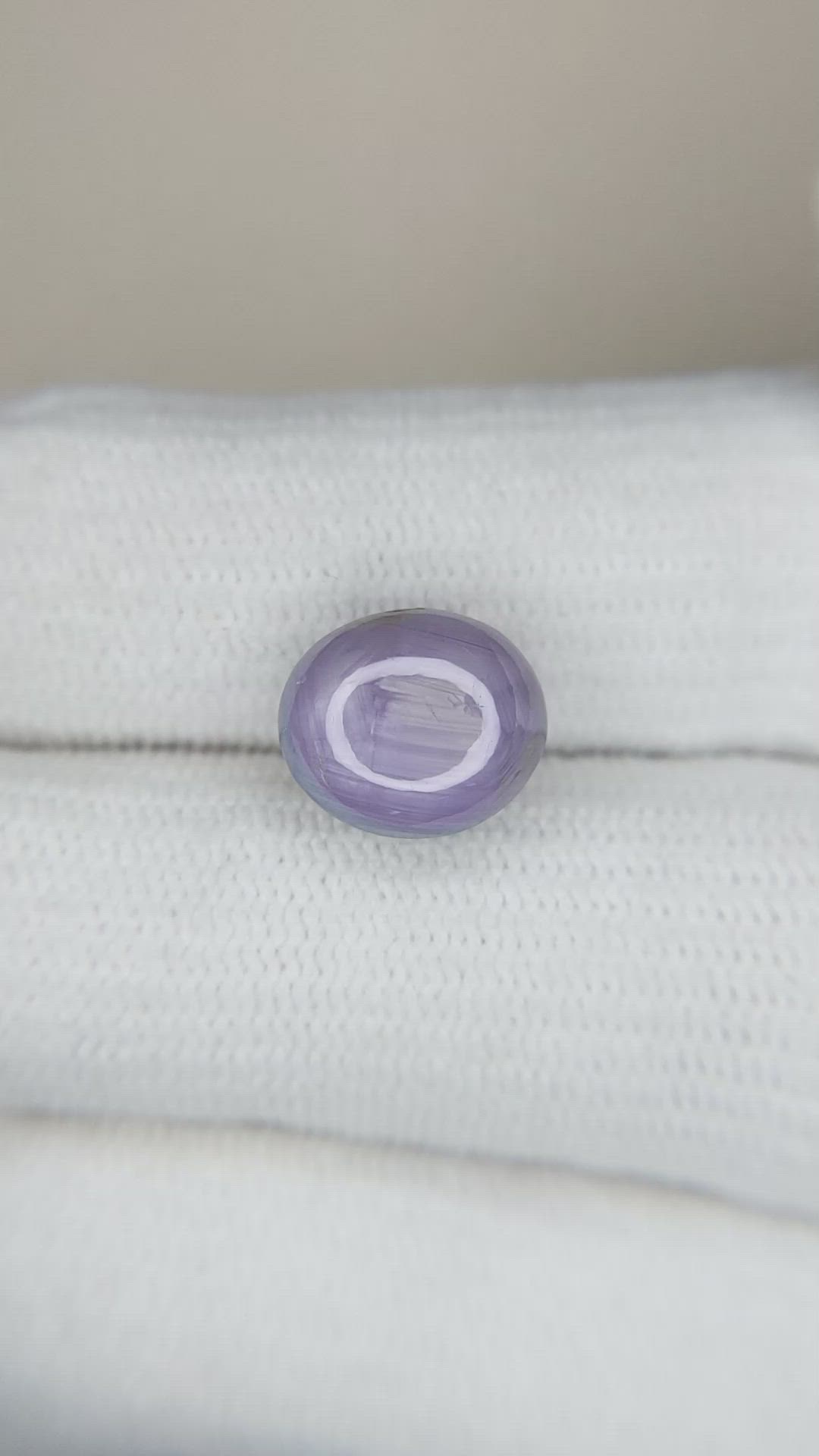 5.89 Ct. Bluish Purple Star Sapphire from Ceylon (Sri Lanka) Size Video