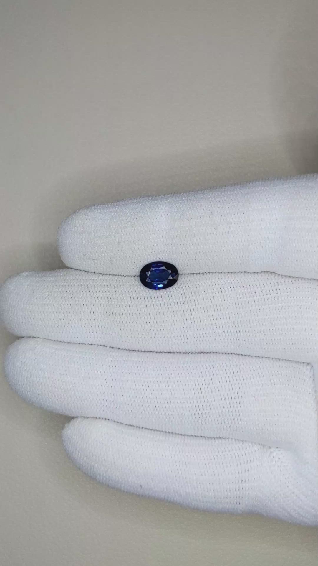 1.26 Ct. Blue Sapphire from Ceylon (Sri Lanka) Size Video