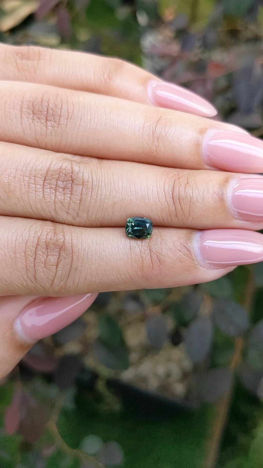 1.02 Ct. Green Sapphire from Ceylon (Sri Lanka) Size Video