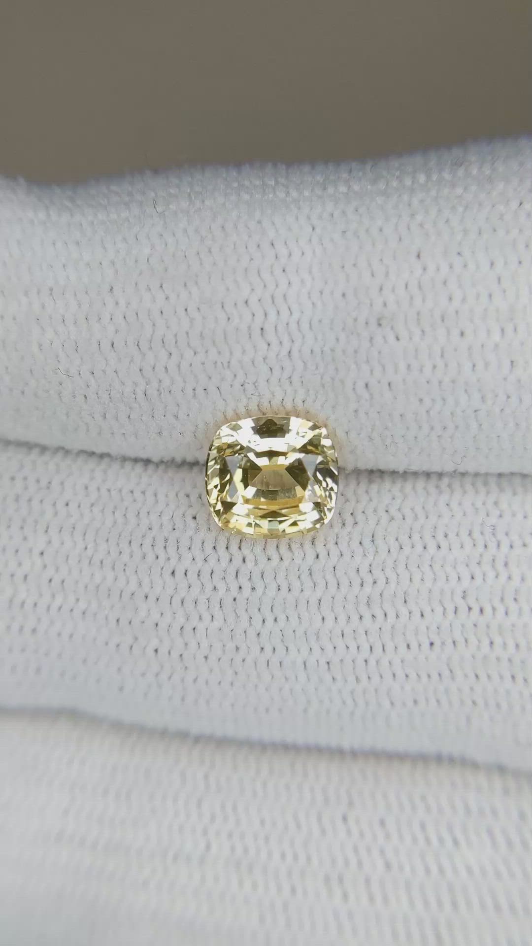 2.00 Ct. Yellow Sapphire from Ceylon (Sri Lanka) Size Video