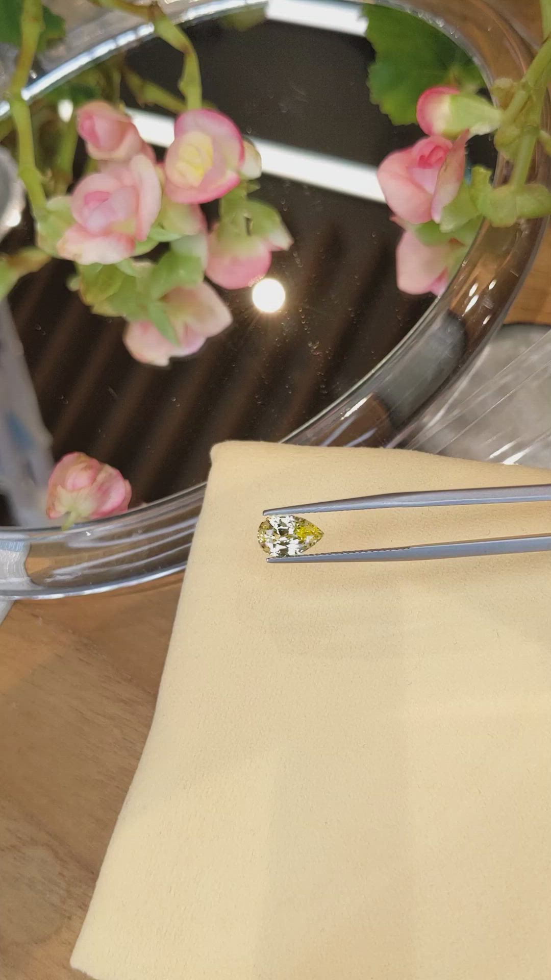 2.05 Ct. Yellow Sapphire from Ceylon (Sri Lanka) Size Video