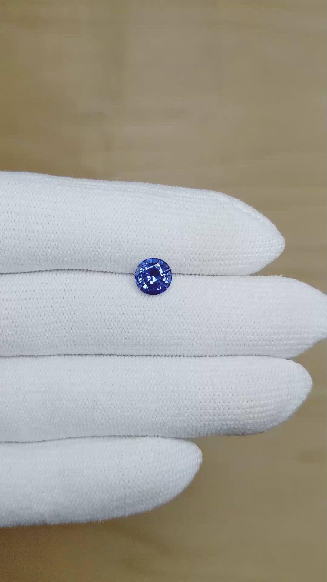 1.39 Ct. Blue Sapphire from Ceylon (Sri Lanka) Size Video