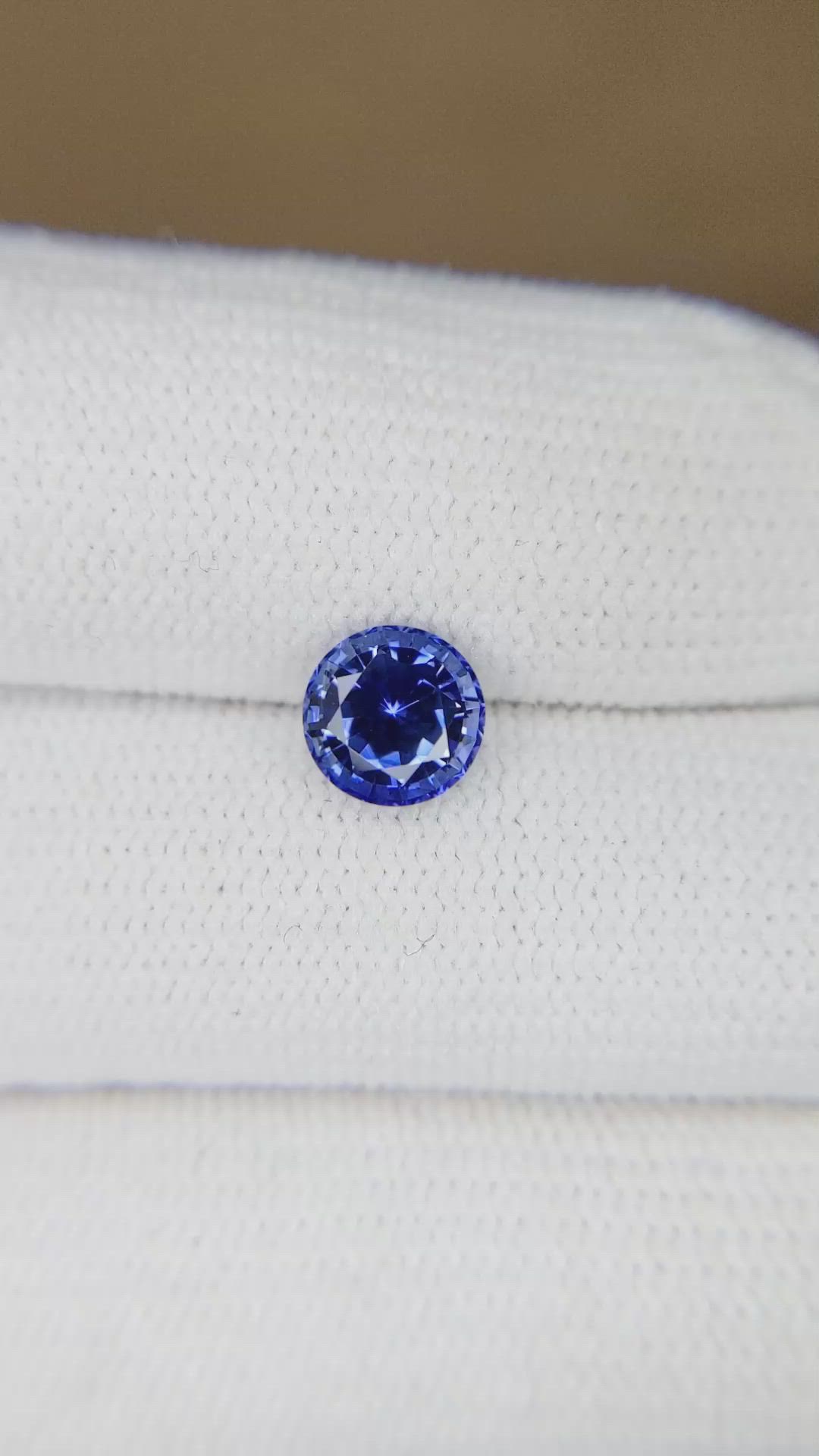 1.39 Ct. Blue Sapphire from Ceylon (Sri Lanka) Size Video