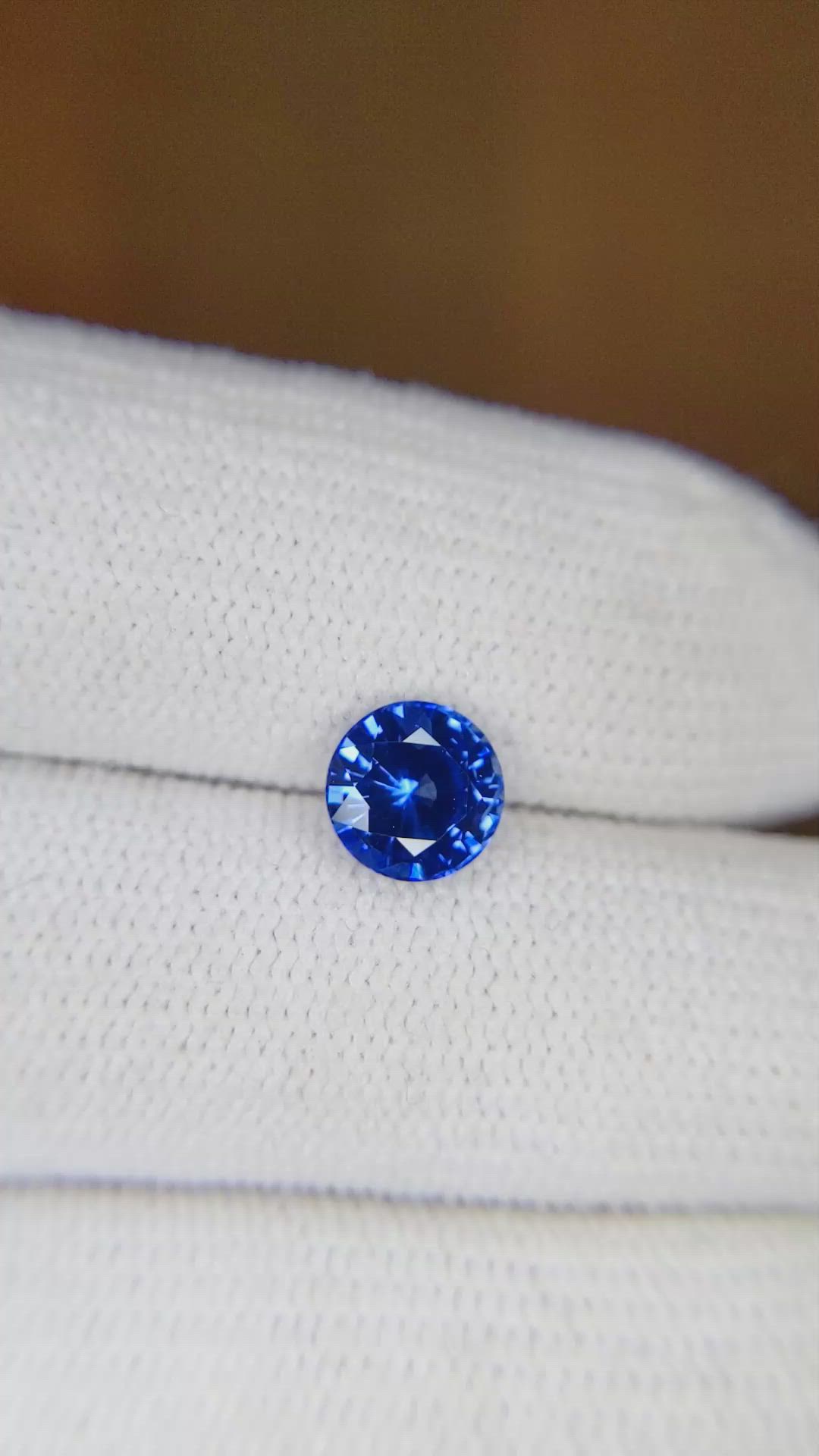 1.49 Ct. Blue Sapphire from Ceylon (Sri Lanka) Size Video