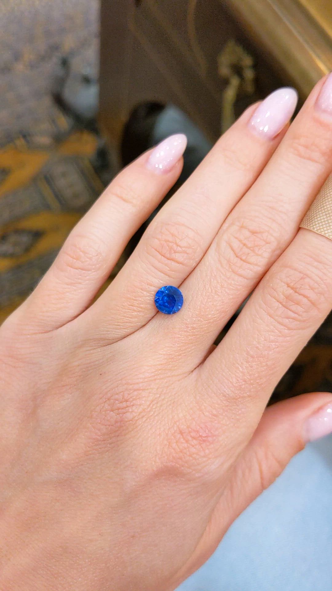 1.23 Ct. Blue Sapphire from Ceylon (Sri Lanka) Size Video