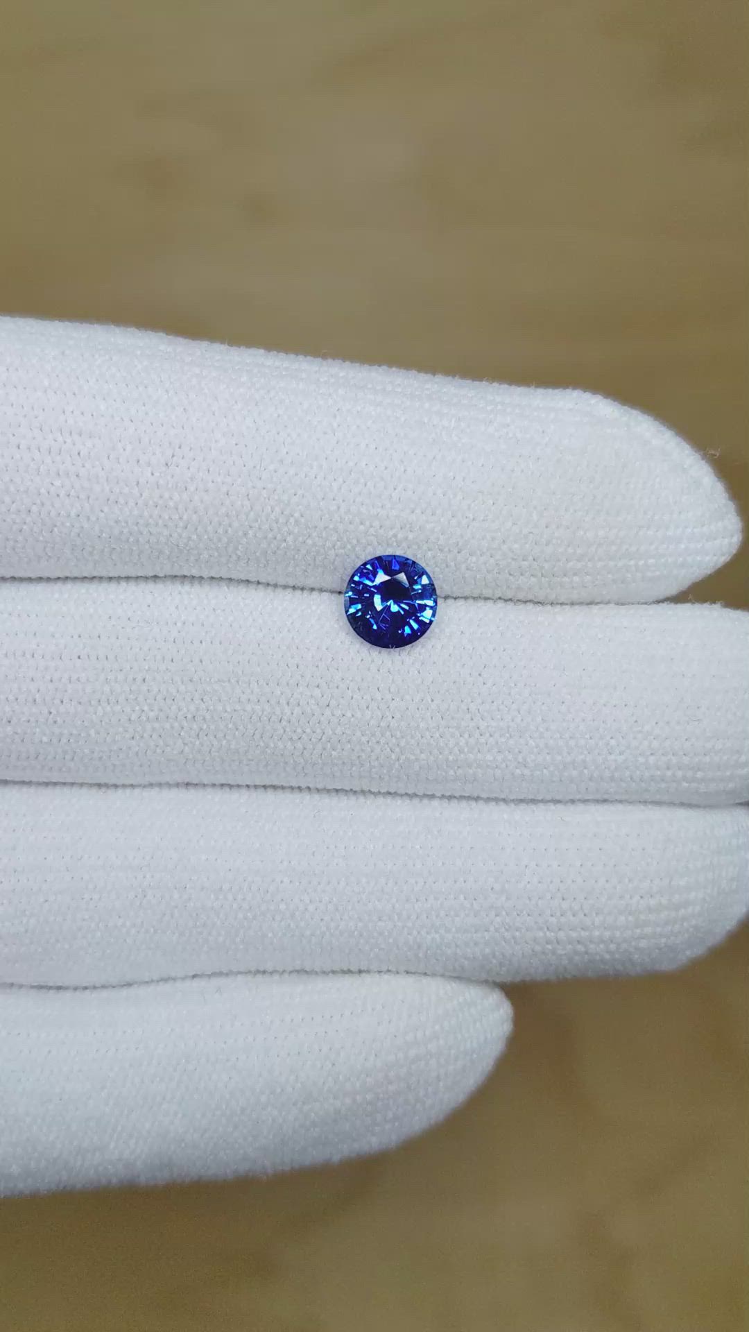 1.35 Ct. Blue Sapphire from Ceylon (Sri Lanka) Size Video