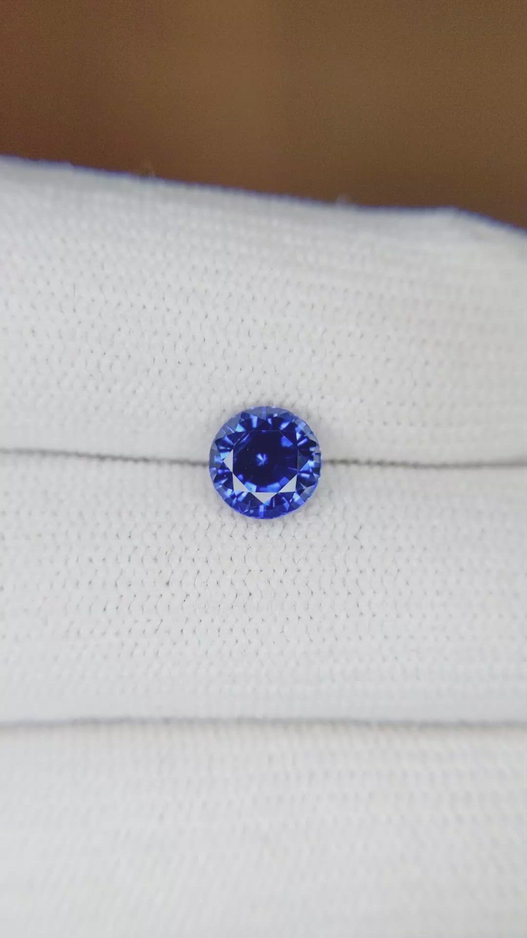 1.46 Ct. Blue Sapphire from Ceylon (Sri Lanka) Size Video