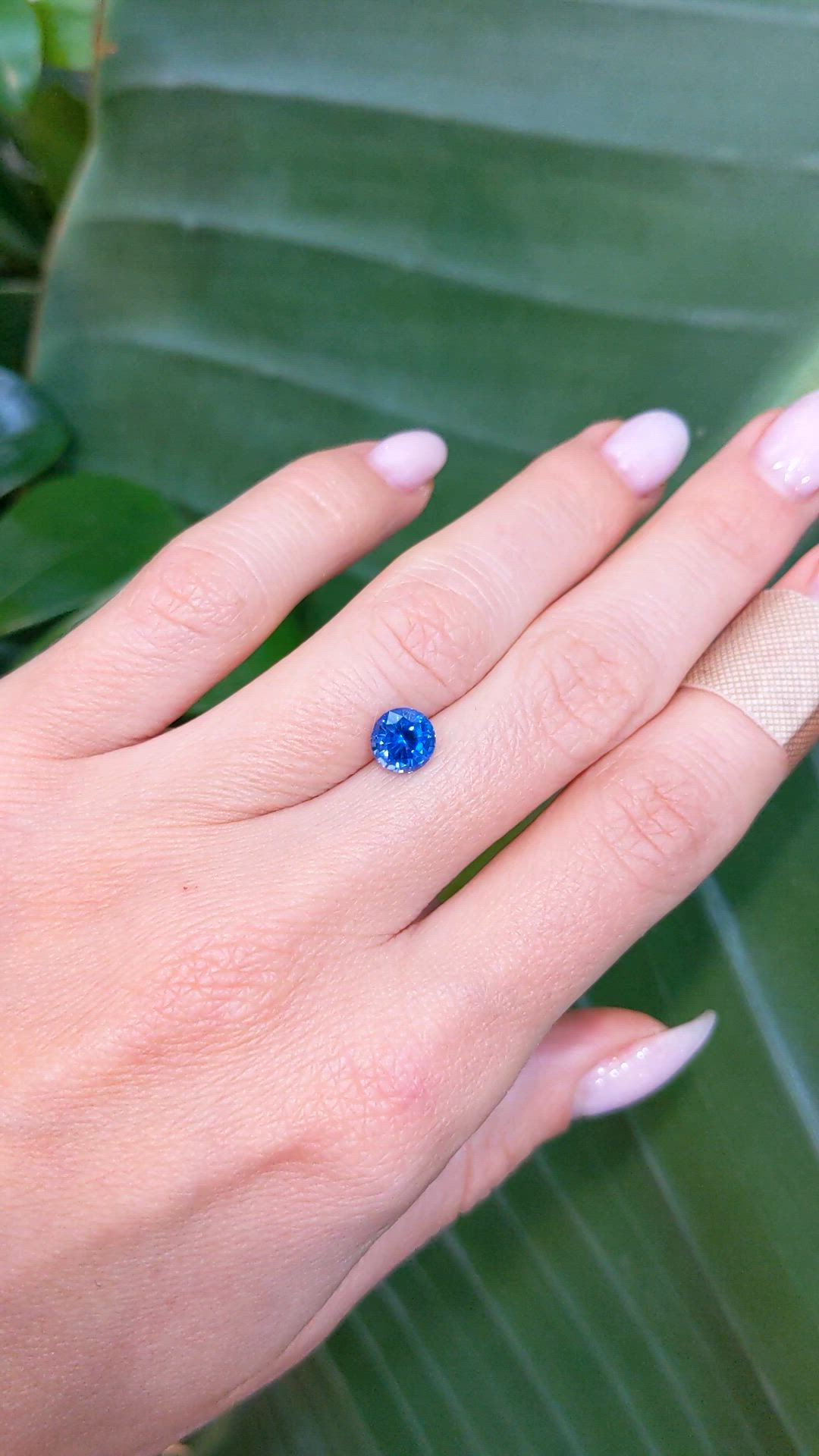 1.46 Ct. Blue Sapphire from Ceylon (Sri Lanka) Size Video