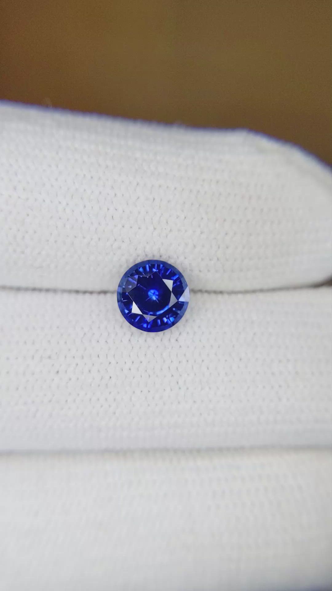 1.34 Ct. Blue Sapphire from Ceylon (Sri Lanka) Size Video