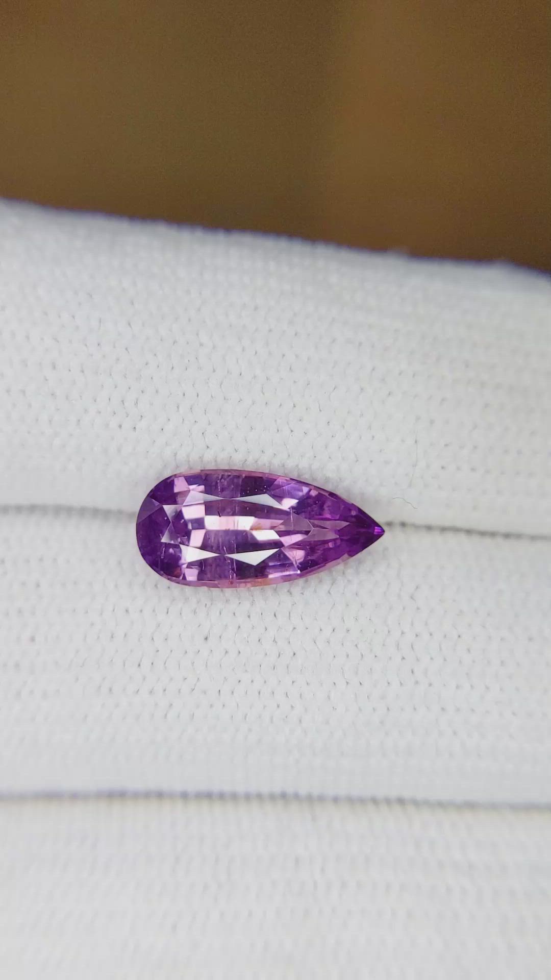 3.03 Ct. Purplish Pink Sapphire from Ceylon (Sri Lanka) Size Video
