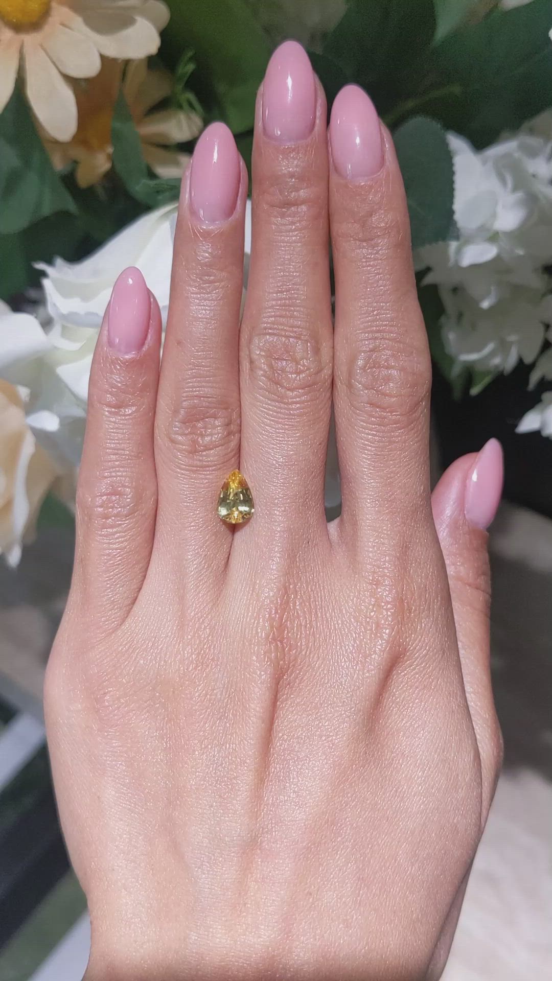 2.00 Ct. Yellow Sapphire from Ceylon (Sri Lanka) Size Video