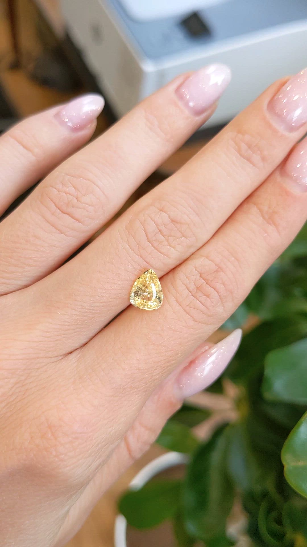 1.92 Ct. Yellow Sapphire from Ceylon (Sri Lanka) Size Video