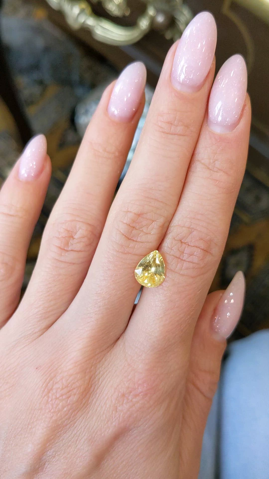 2.80 Ct. Yellow Sapphire from Ceylon (Sri Lanka) Size Video