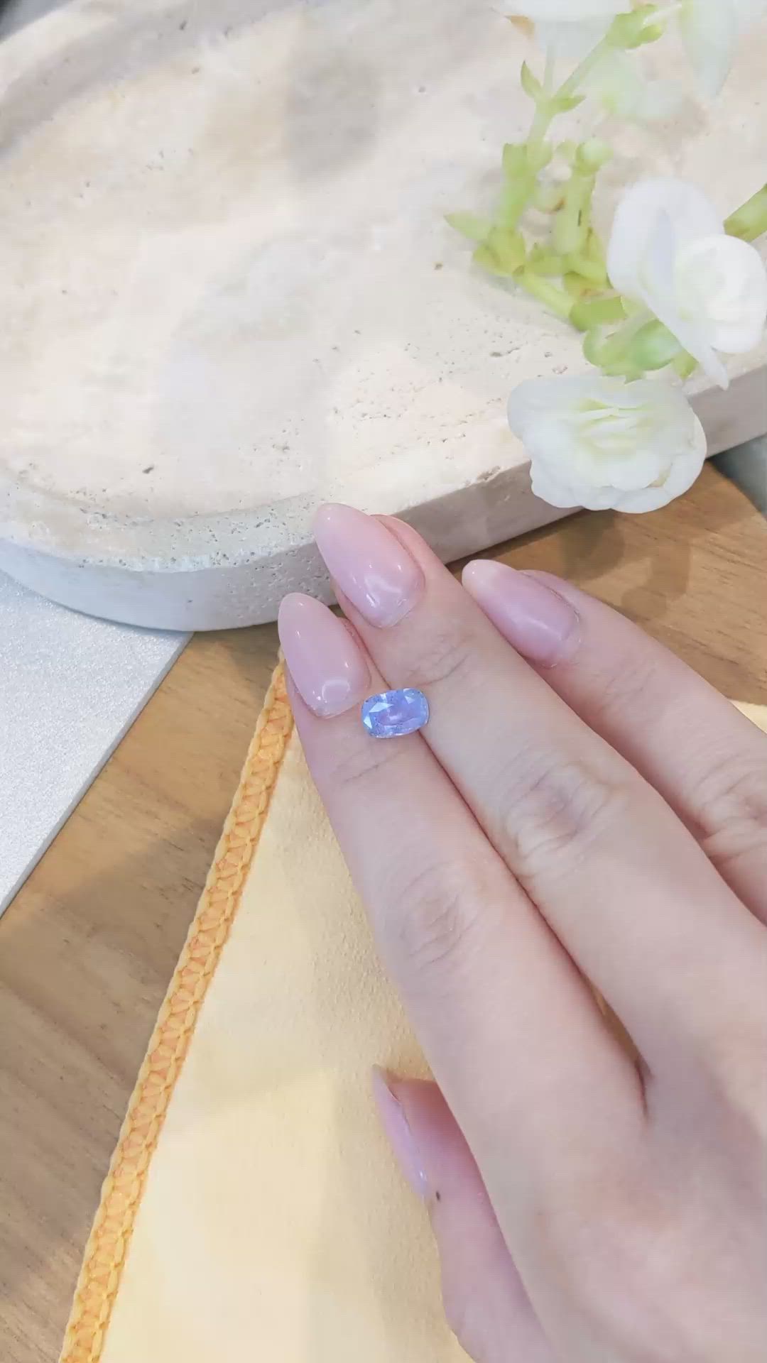 1.72 Ct. Blue Sapphire from Ceylon (Sri Lanka) Size Video