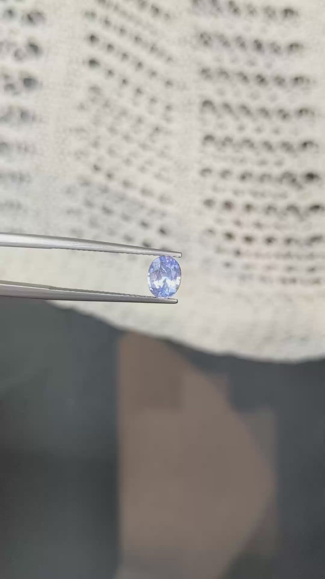 1.01 Ct. Blue Sapphire from Ceylon (Sri Lanka) Size Video