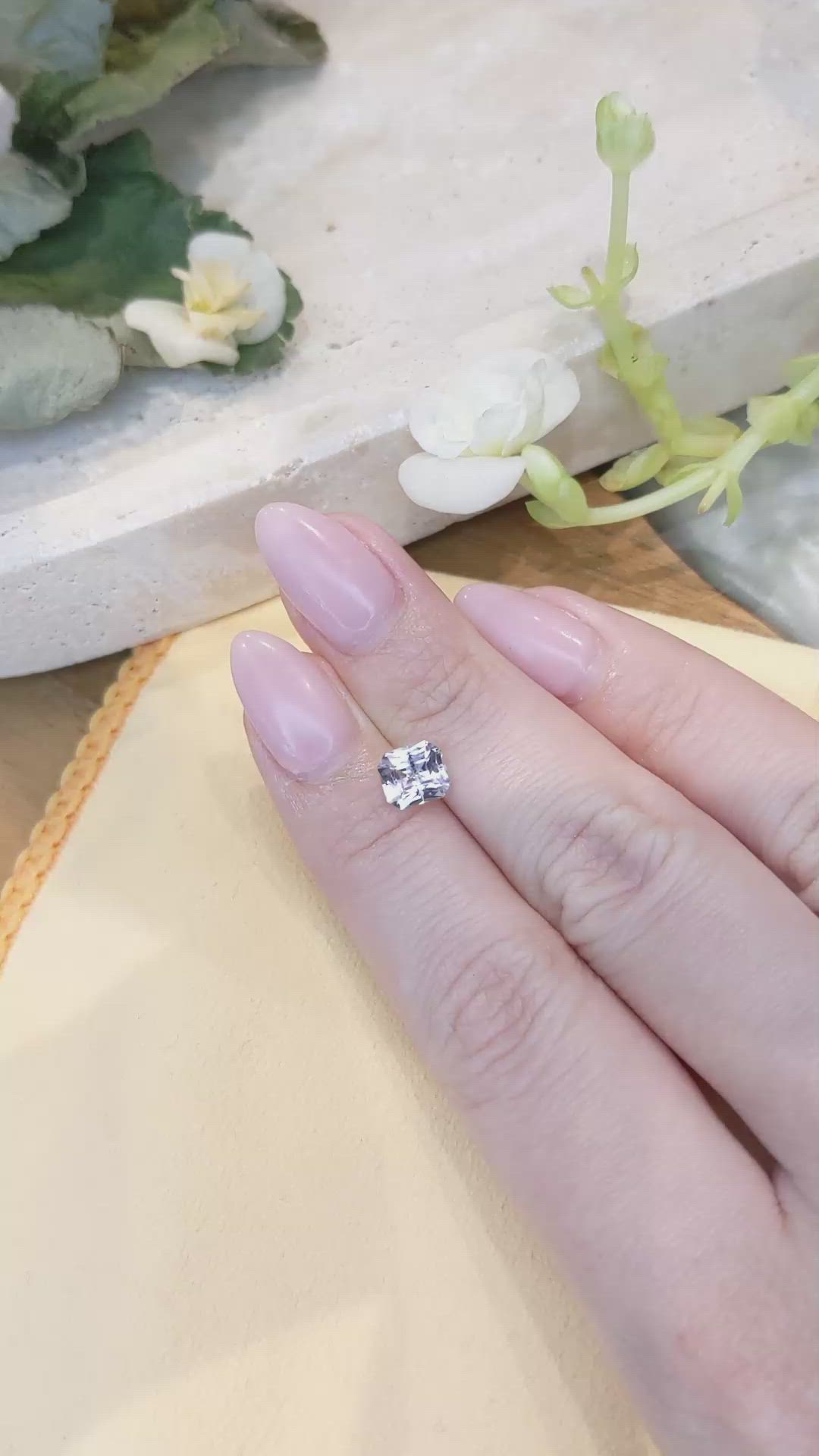 1.32 Ct. White Sapphire from Ceylon (Sri Lanka) Size Video