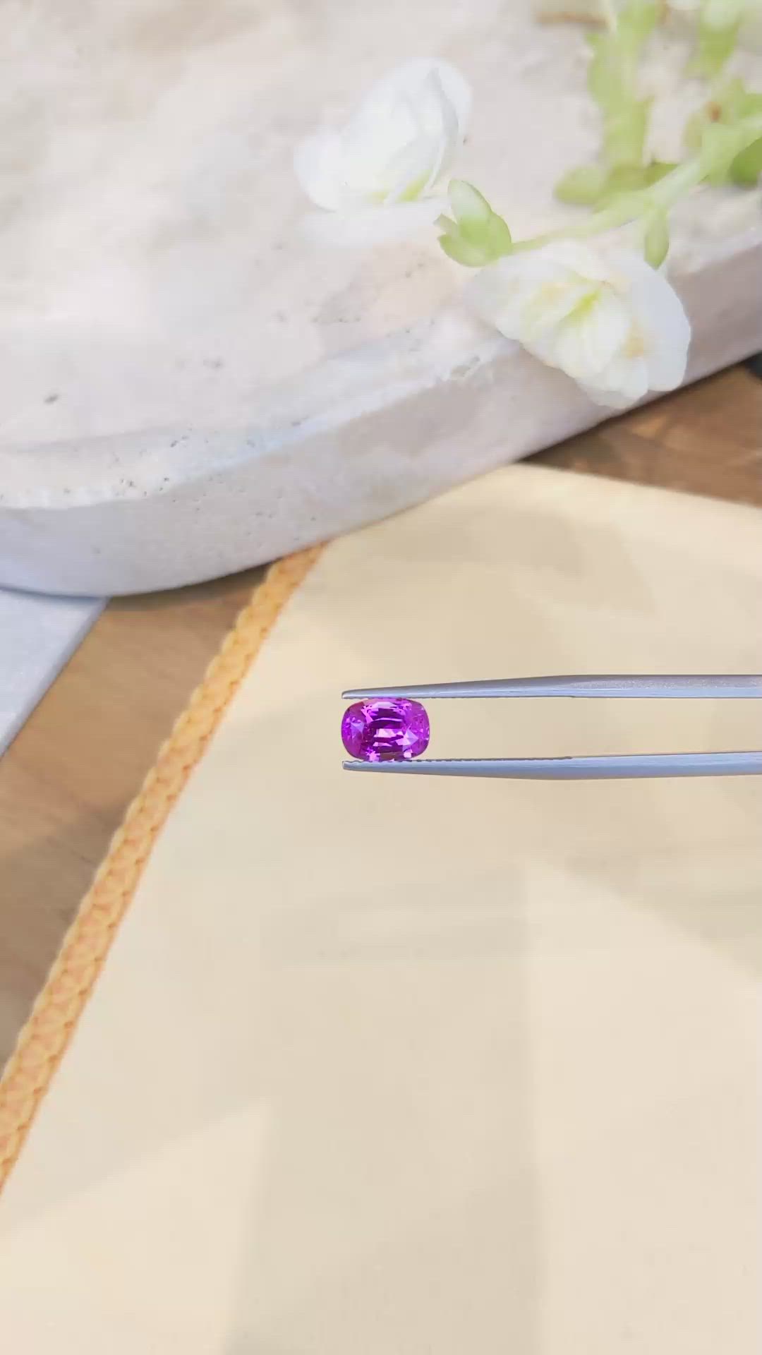 1.83 Ct. Purplish Pink Sapphire from Ceylon (Sri Lanka) Size Video