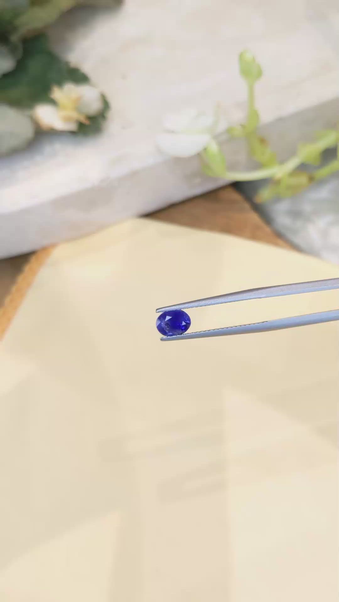 0.94 Ct. Blue Sapphire from Ceylon (Sri Lanka) Size Video